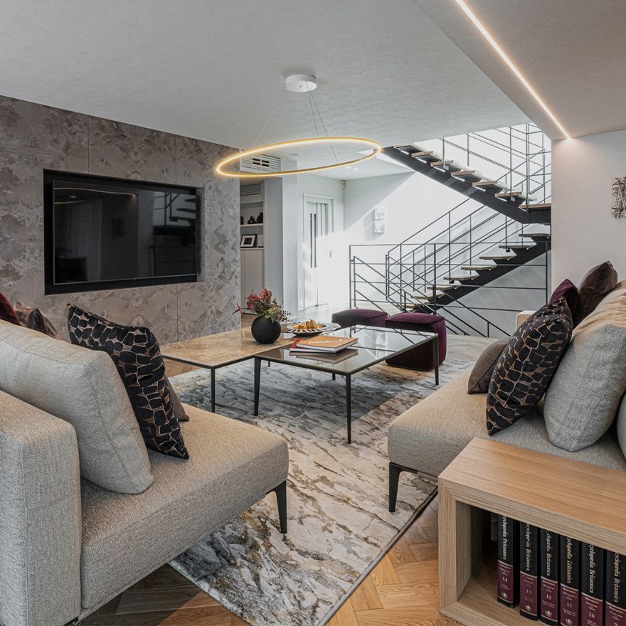 ファーストクラスリビング