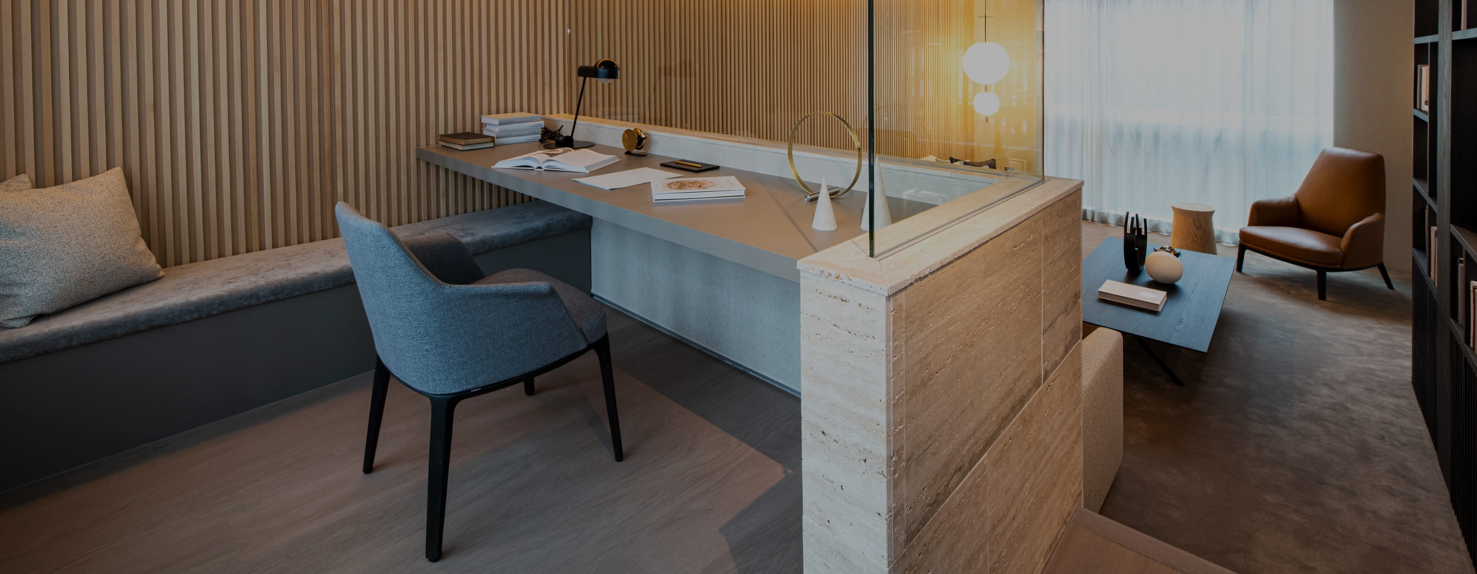 ファーストクラスリビング - 多層空間