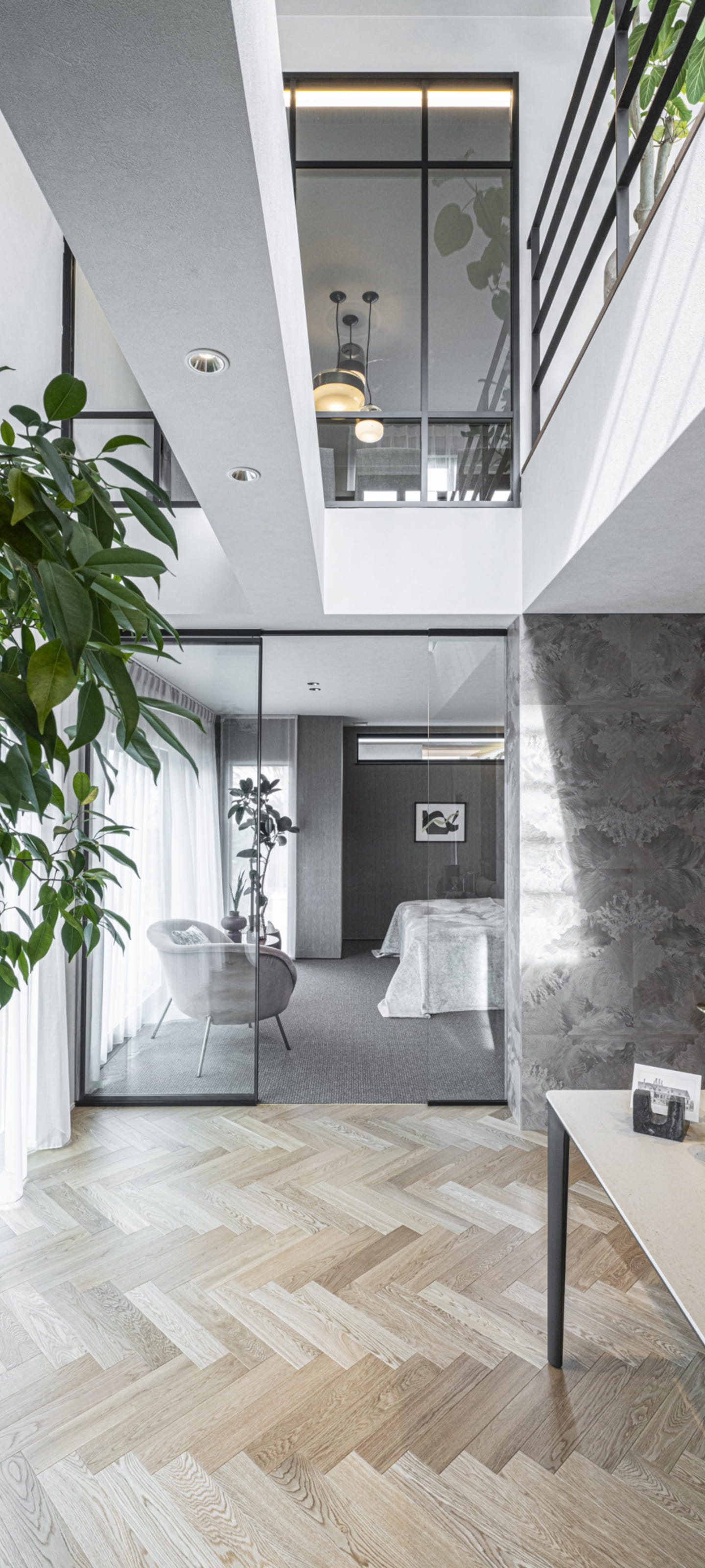 圧倒的に広く伸びやかな吹抜けリビング