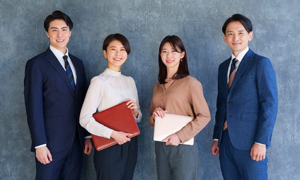 Step.2 専属スタッフからお客様へ直接ご連絡