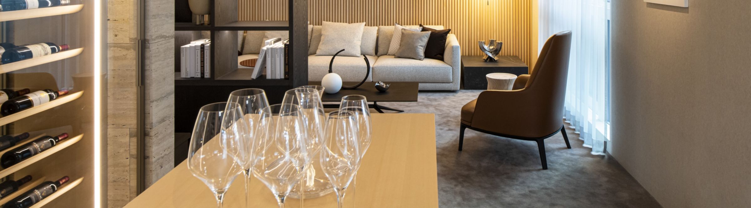 駒沢展示場 - 高級旅館の美意識に満たされた空間