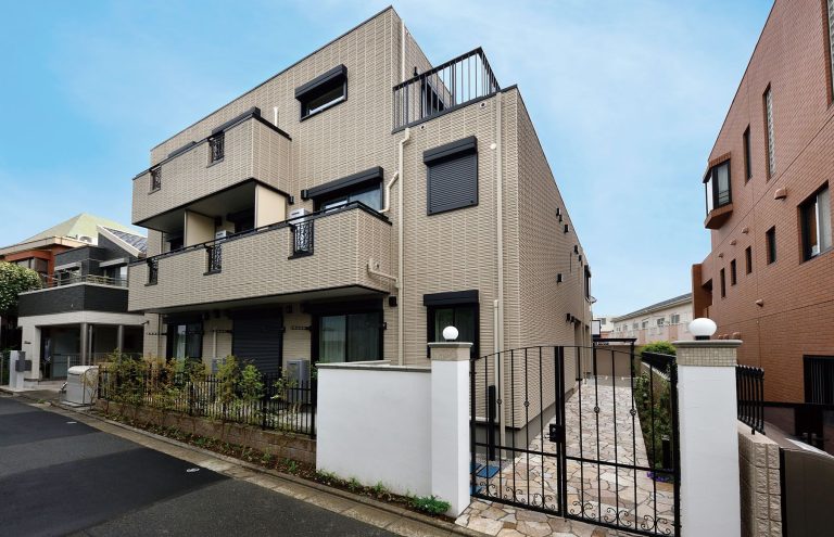 パリの洗練された空気感に包まれて