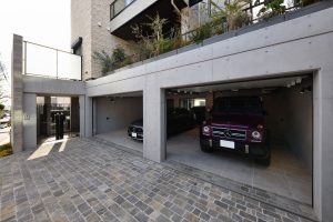 Inner Garage