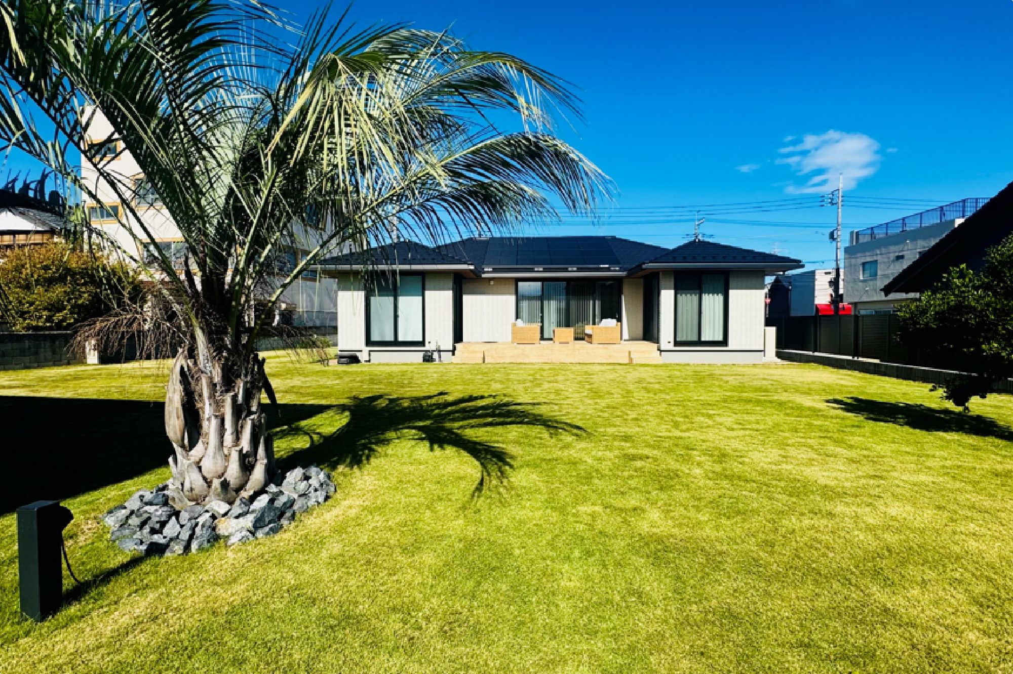 海外レジデンスを参考にした理想の平屋は、全館空調により居住性もリゾートフル